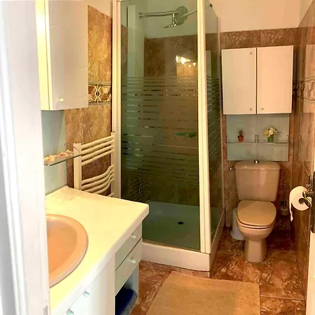 Holiday home Maison Accueillante A Avec Parking Prive *