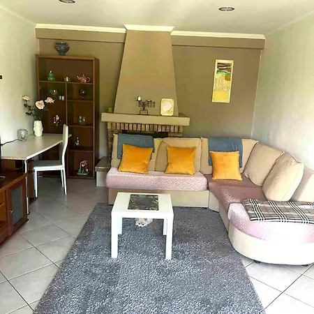 Maison Accueillante A Avec Parking Prive Holiday home